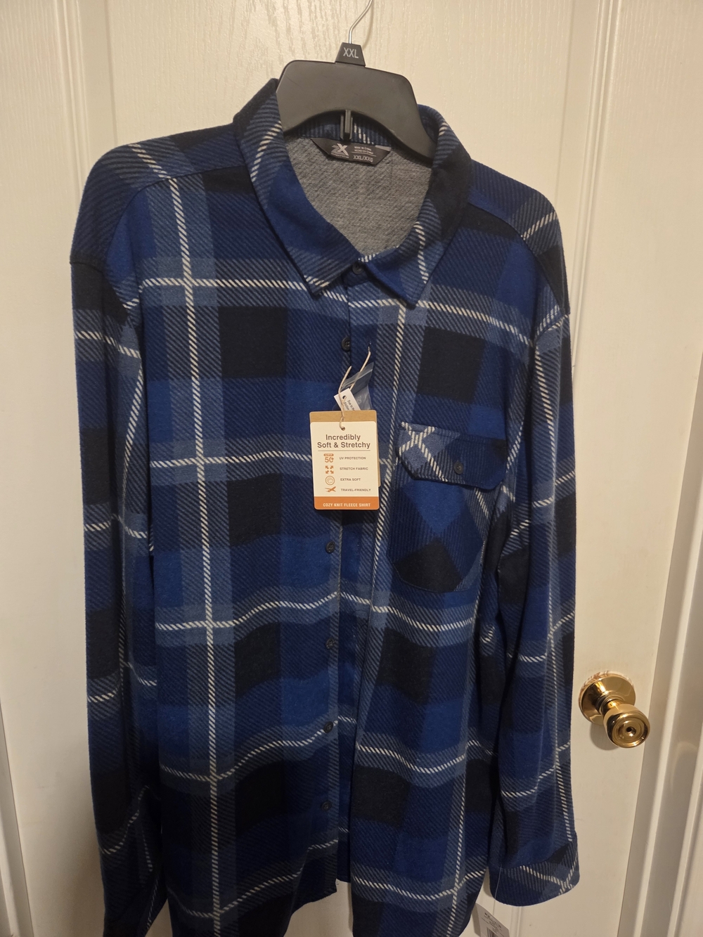 ZeroXposur Blue and Black Plaid Button-Up Shirt